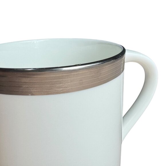 Mikasa Millenium Platinum Mug Bone China 2000 AN008 White Metallic 26541641 - Picture 2 of 8